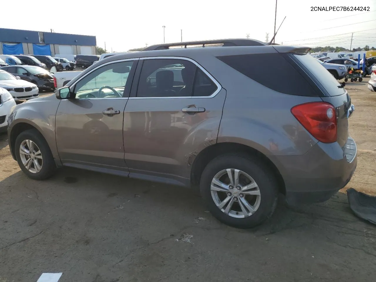 2CNALPEC7B6244242 2011 Chevrolet Equinox Lt