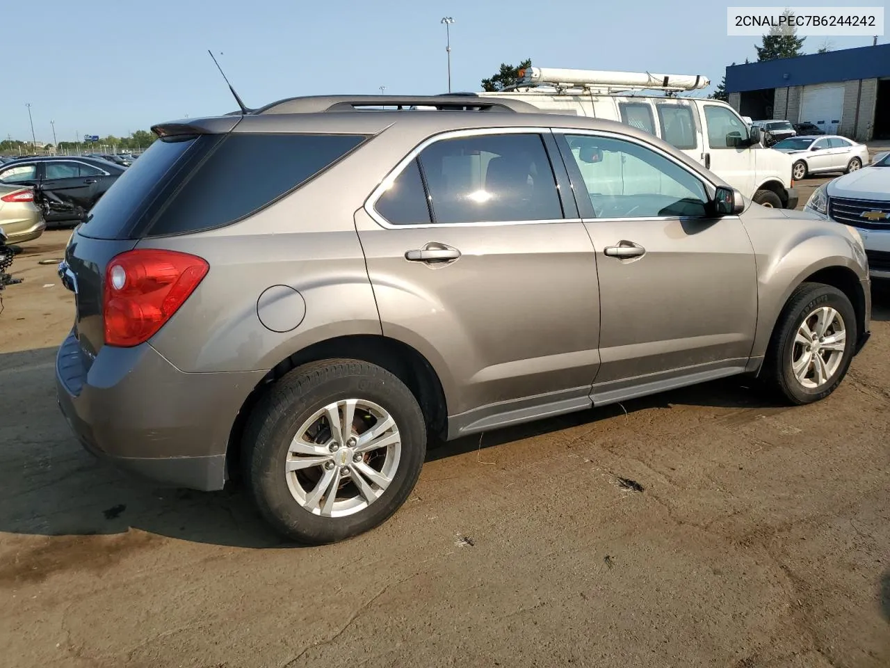 2CNALPEC7B6244242 2011 Chevrolet Equinox Lt