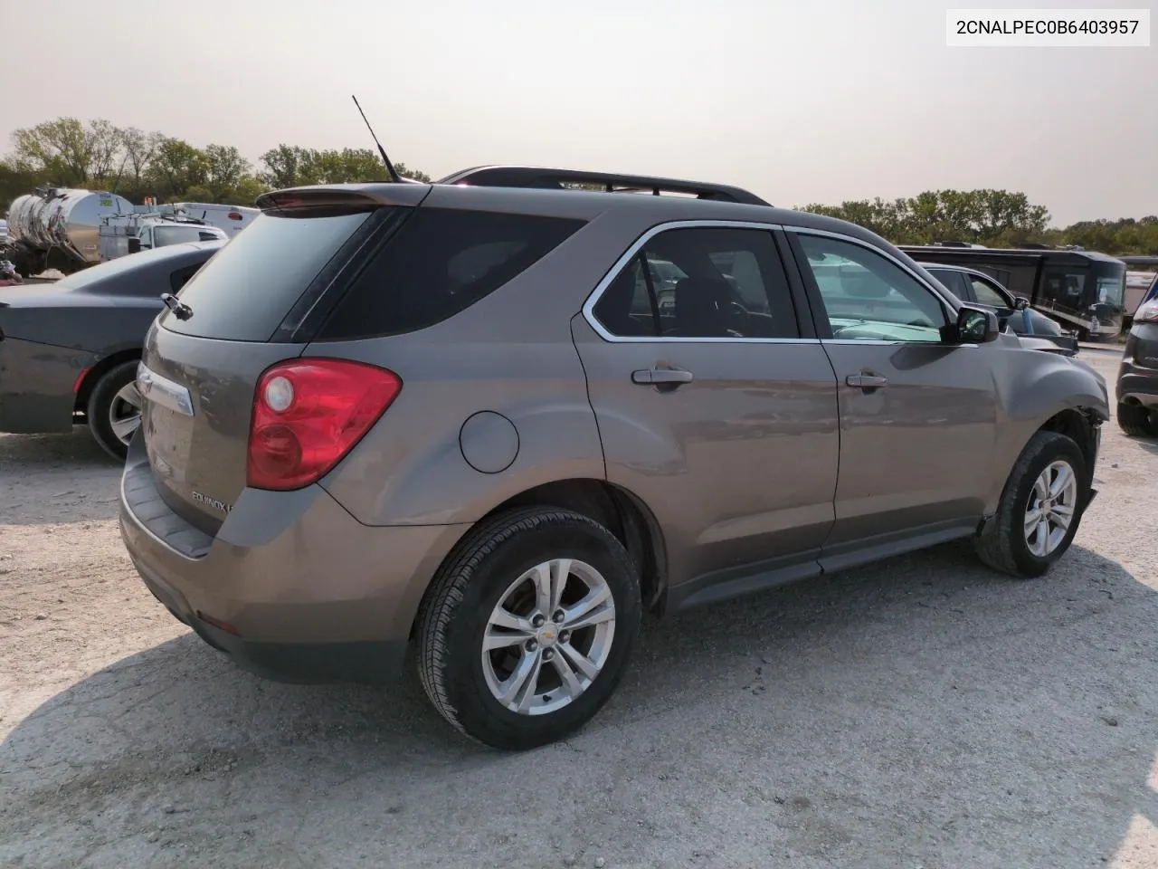 2CNALPEC0B6403957 2011 Chevrolet Equinox Lt