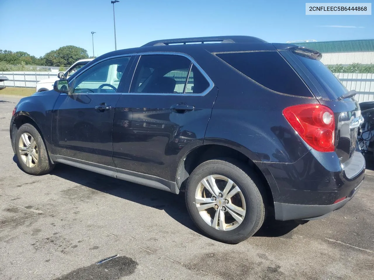 2CNFLEEC5B6444868 2011 Chevrolet Equinox Lt