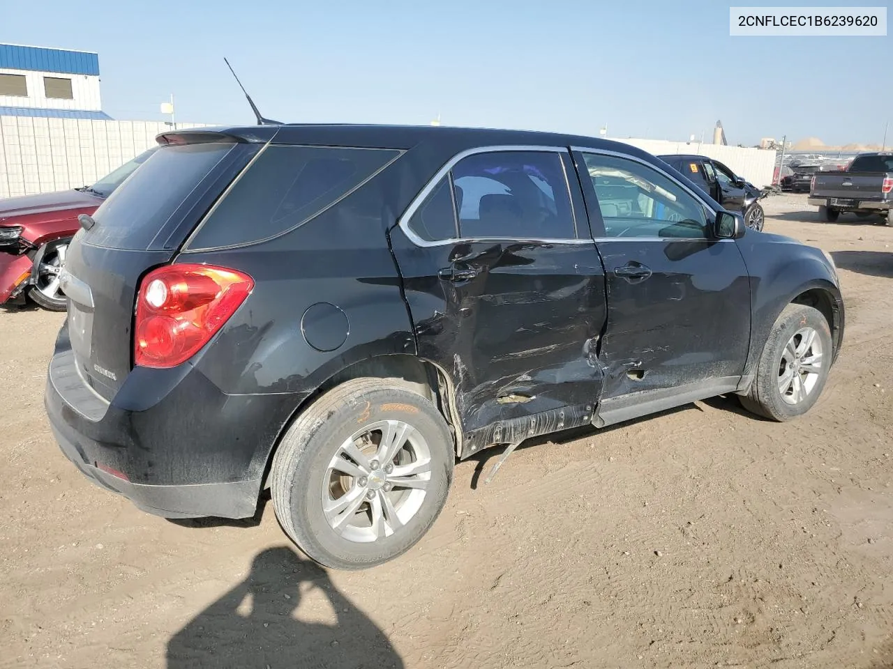 2011 Chevrolet Equinox Ls VIN: 2CNFLCEC1B6239620 Lot: 70785594