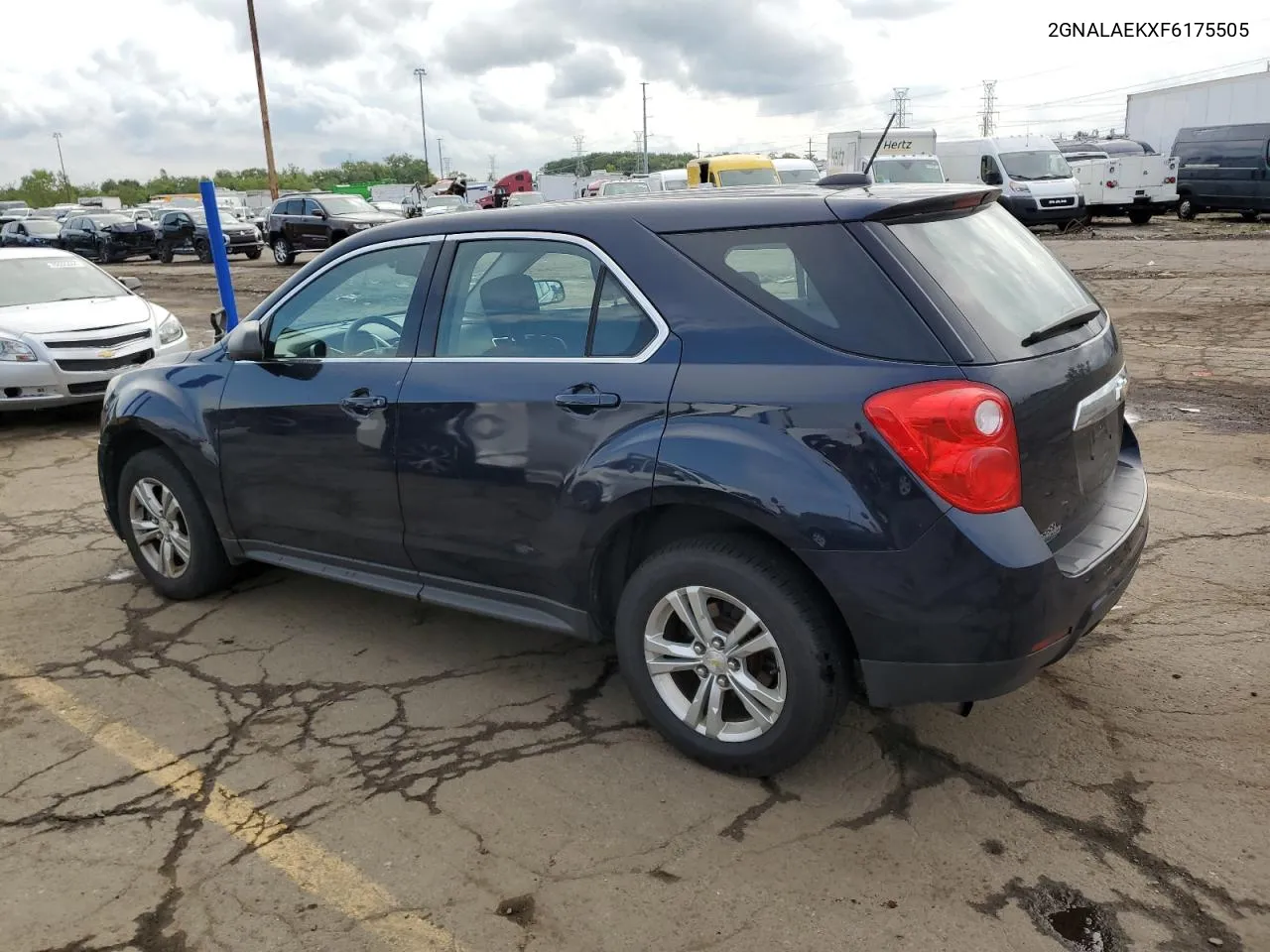 2GNALAEKXF6175505 2015 Chevrolet Equinox Ls