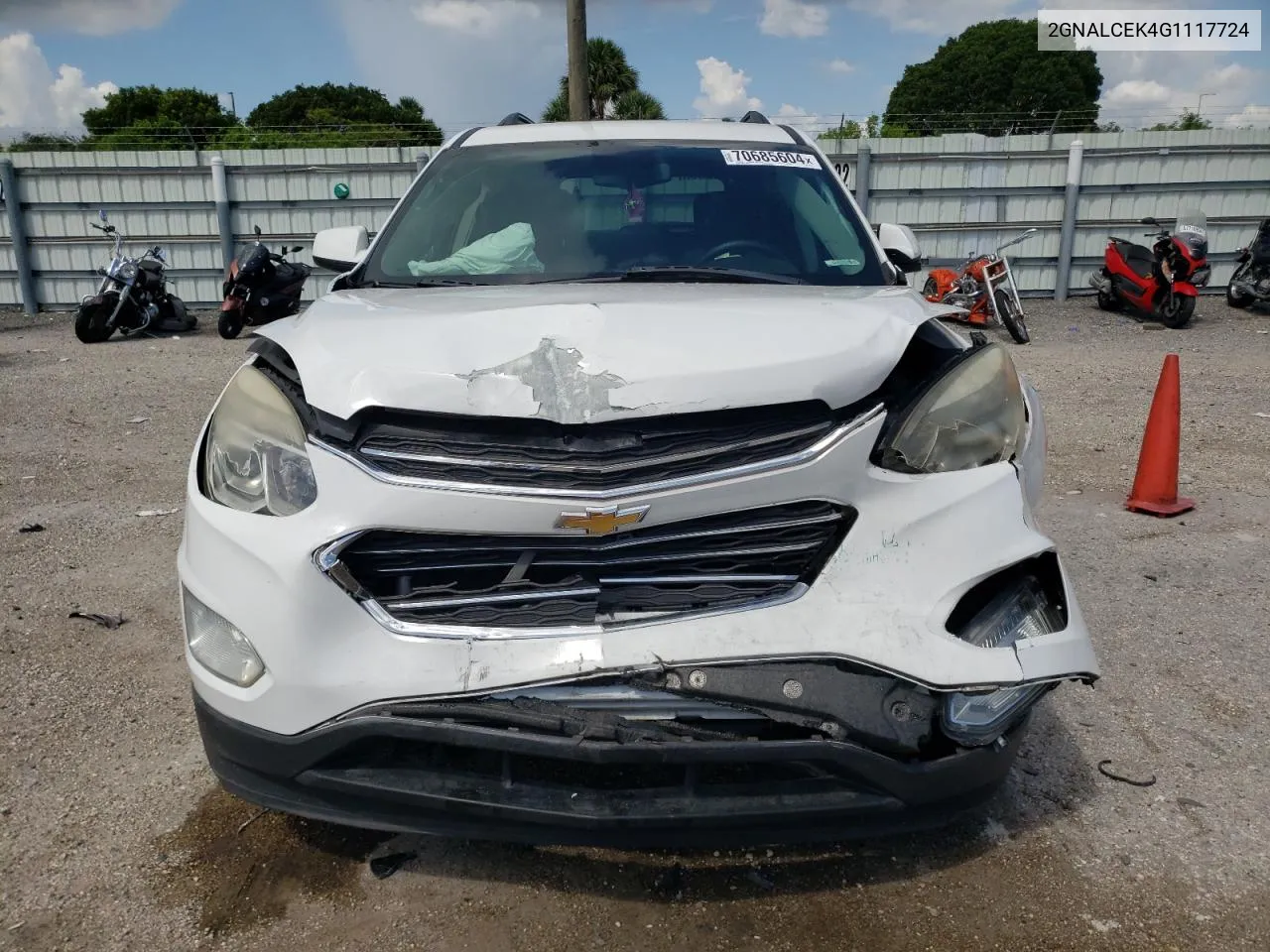 2GNALCEK4G1117724 2016 Chevrolet Equinox Lt