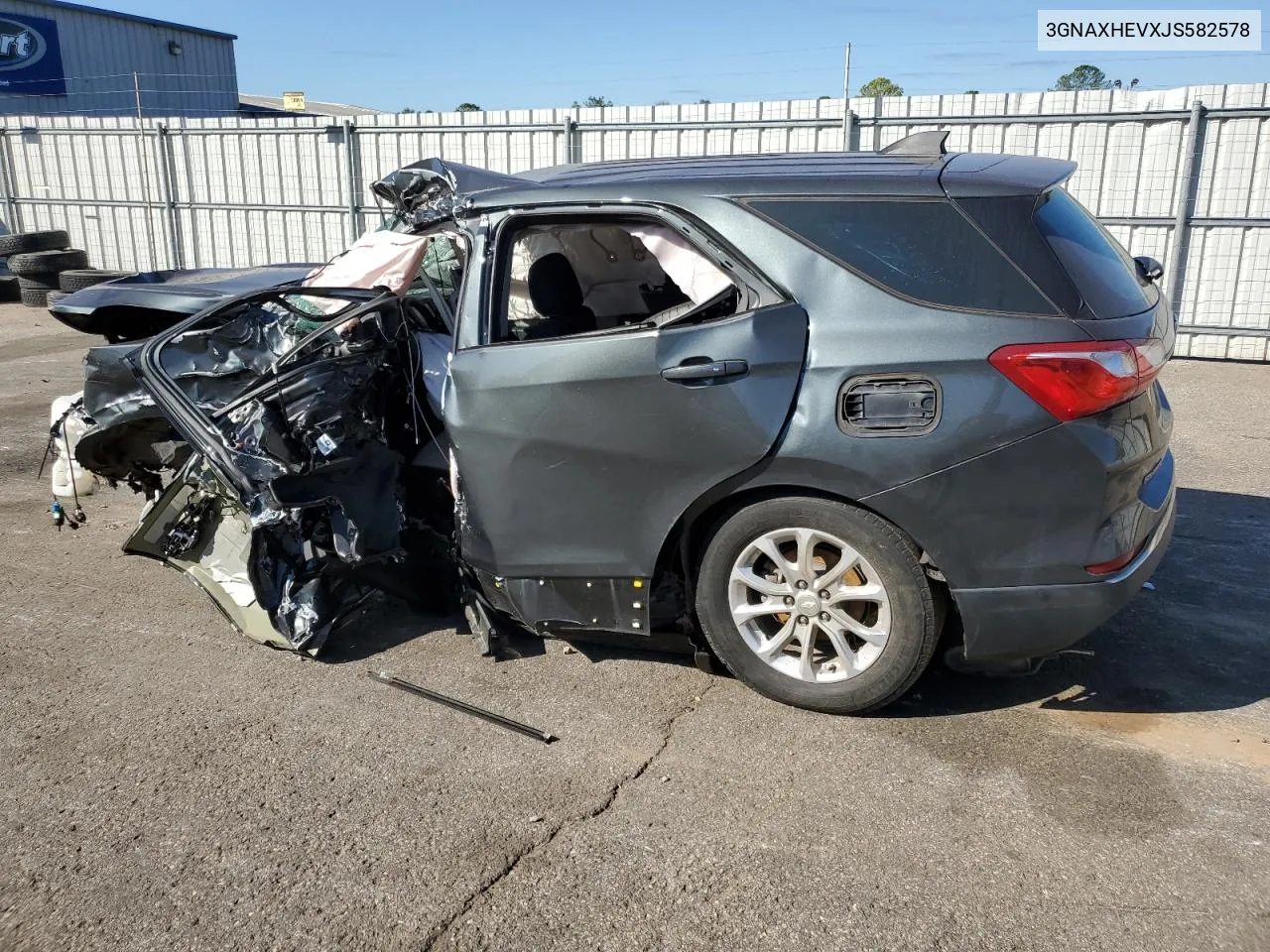 2018 Chevrolet Equinox Ls VIN: 3GNAXHEVXJS582578 Lot: 43991704