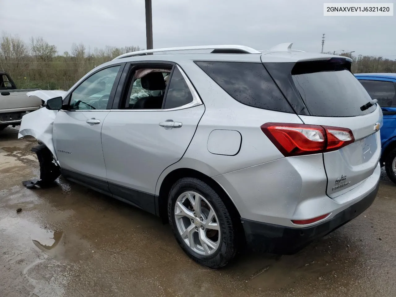 2GNAXVEV1J6321420 2018 Chevrolet Equinox Premier