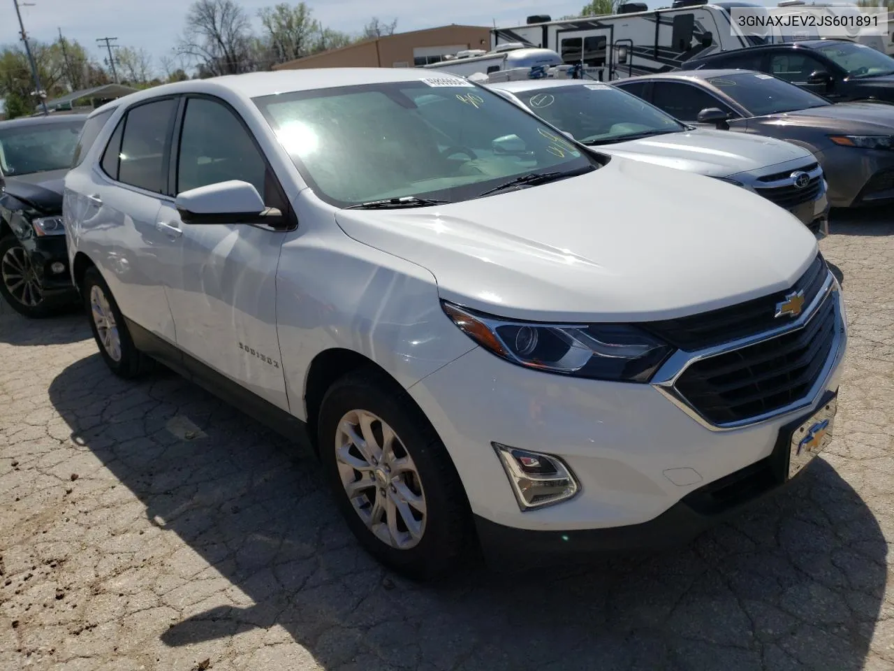 3GNAXJEV2JS601891 2018 Chevrolet Equinox Lt