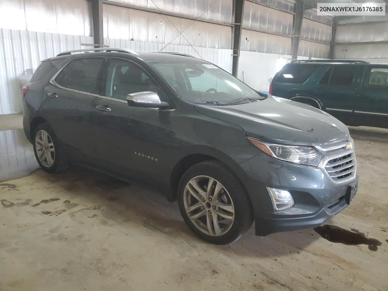 2GNAXWEX1J6176385 2018 Chevrolet Equinox Premier