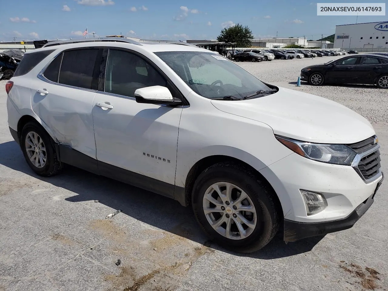 2GNAXSEV0J6147693 2018 Chevrolet Equinox Lt