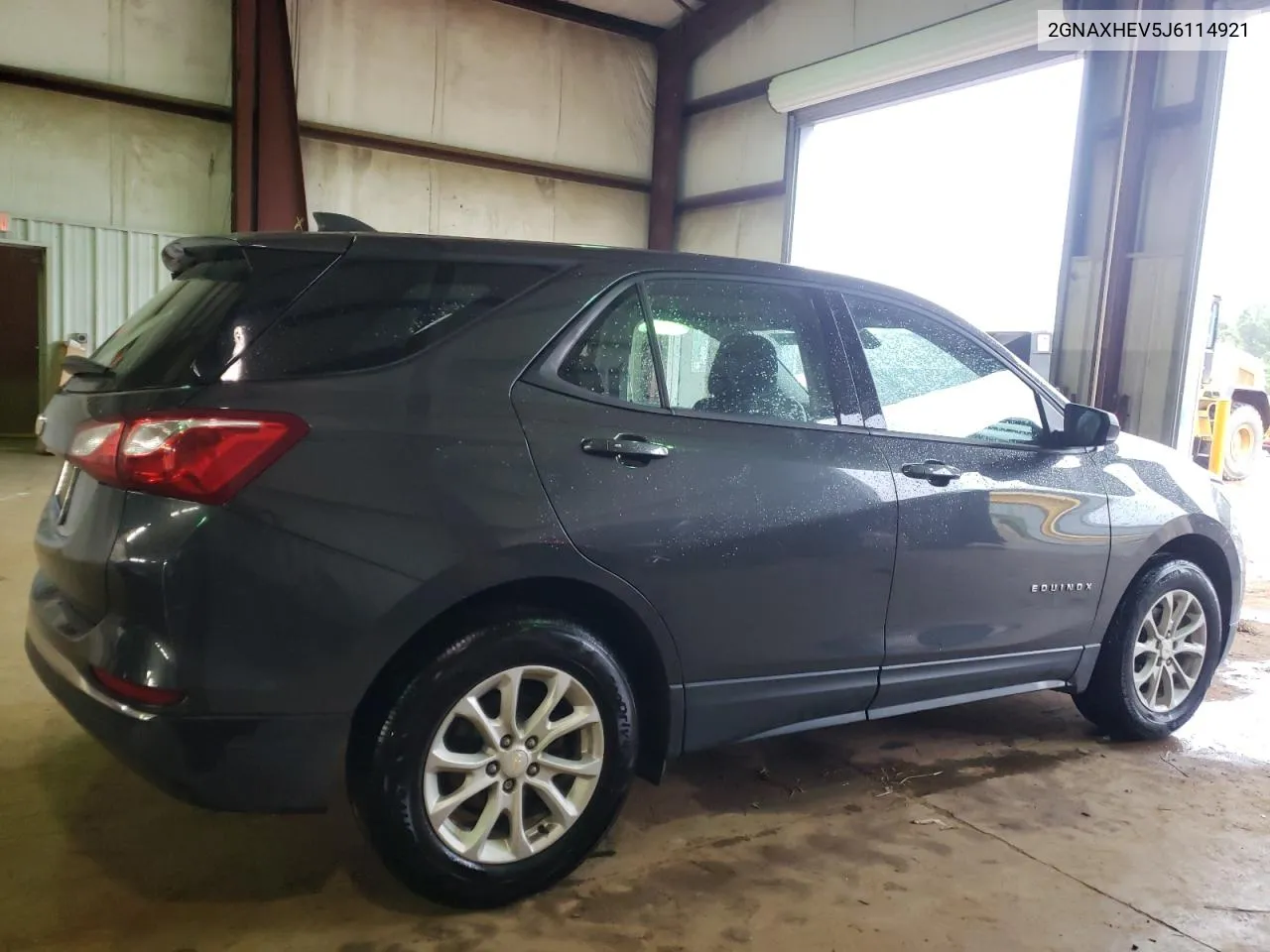 2018 Chevrolet Equinox Ls VIN: 2GNAXHEV5J6114921 Lot: 61749664