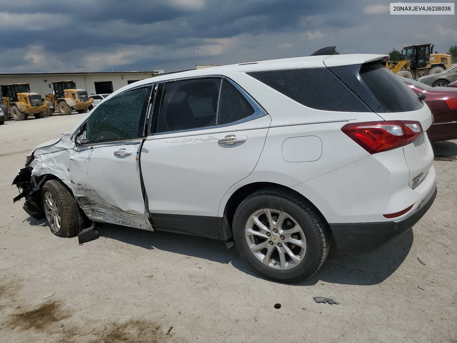 2GNAXJEV4J6238038 2018 Chevrolet Equinox Lt