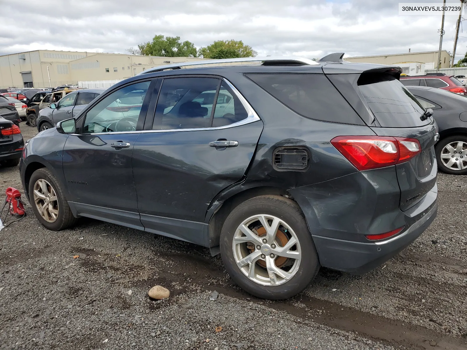 2018 Chevrolet Equinox Premier VIN: 3GNAXVEV5JL307239 Lot: 68002054