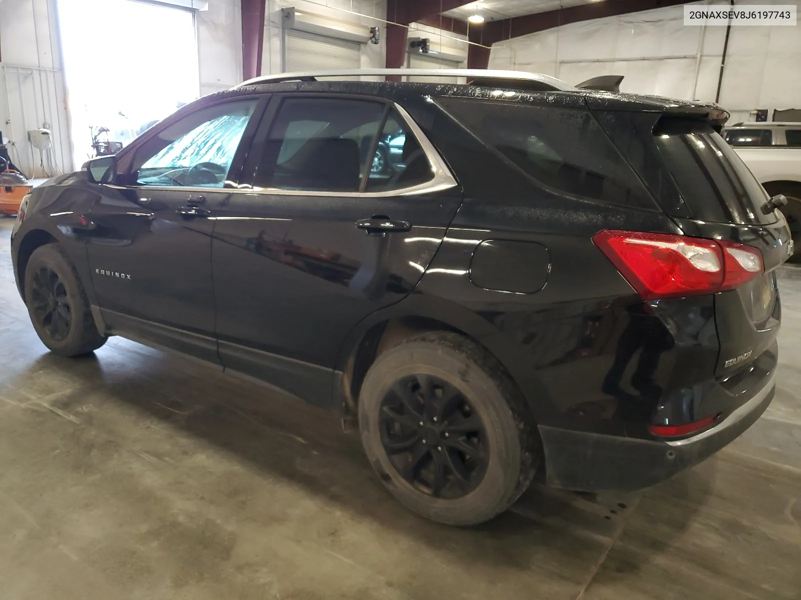 2GNAXSEV8J6197743 2018 Chevrolet Equinox Lt