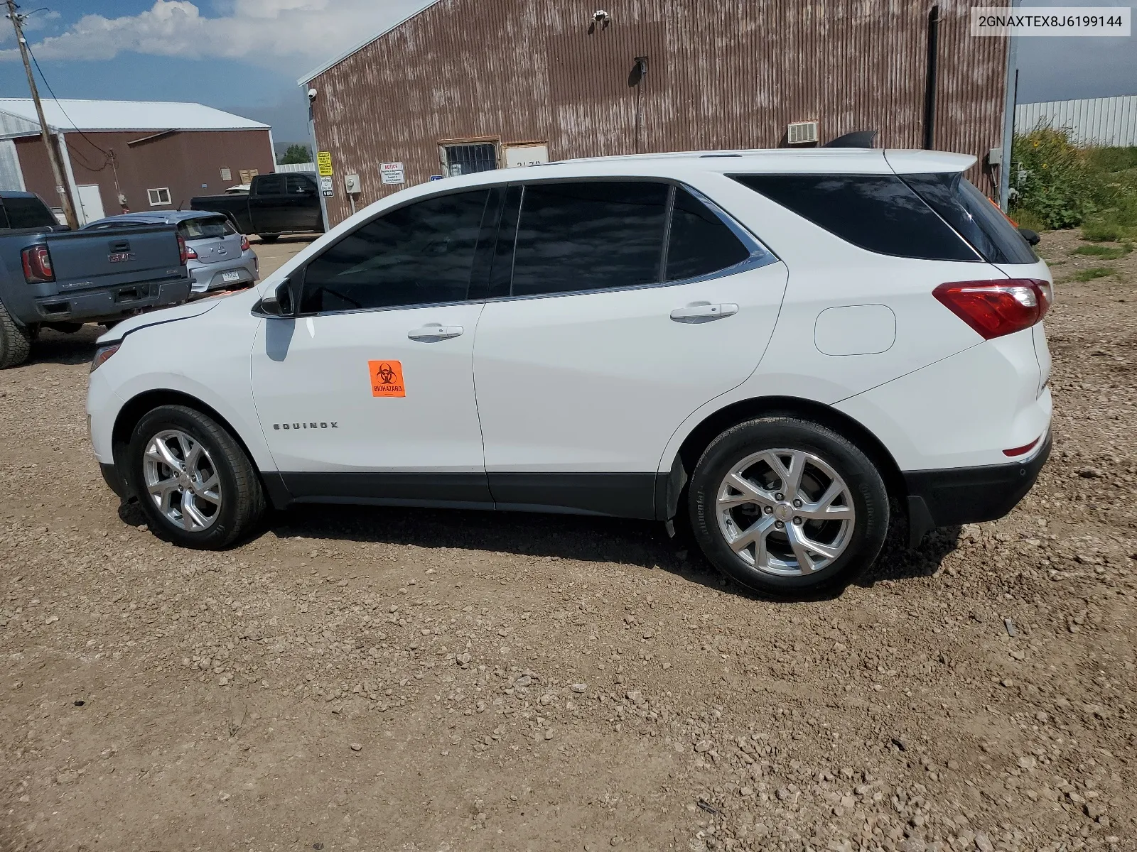 2GNAXTEX8J6199144 2018 Chevrolet Equinox Lt