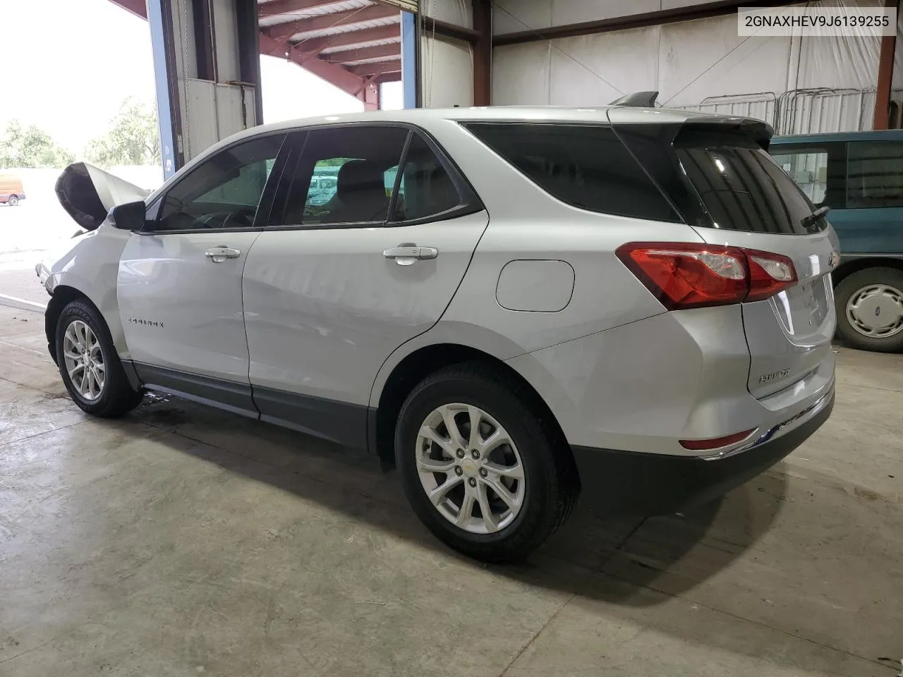 2GNAXHEV9J6139255 2018 Chevrolet Equinox Ls