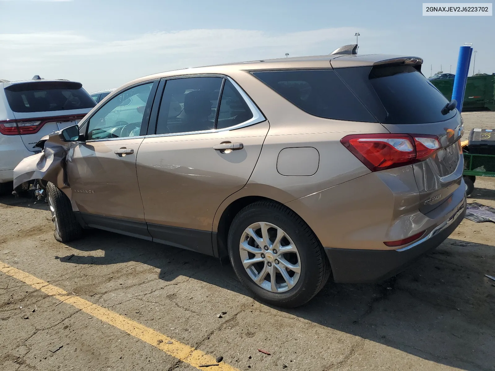 2GNAXJEV2J6223702 2018 Chevrolet Equinox Lt