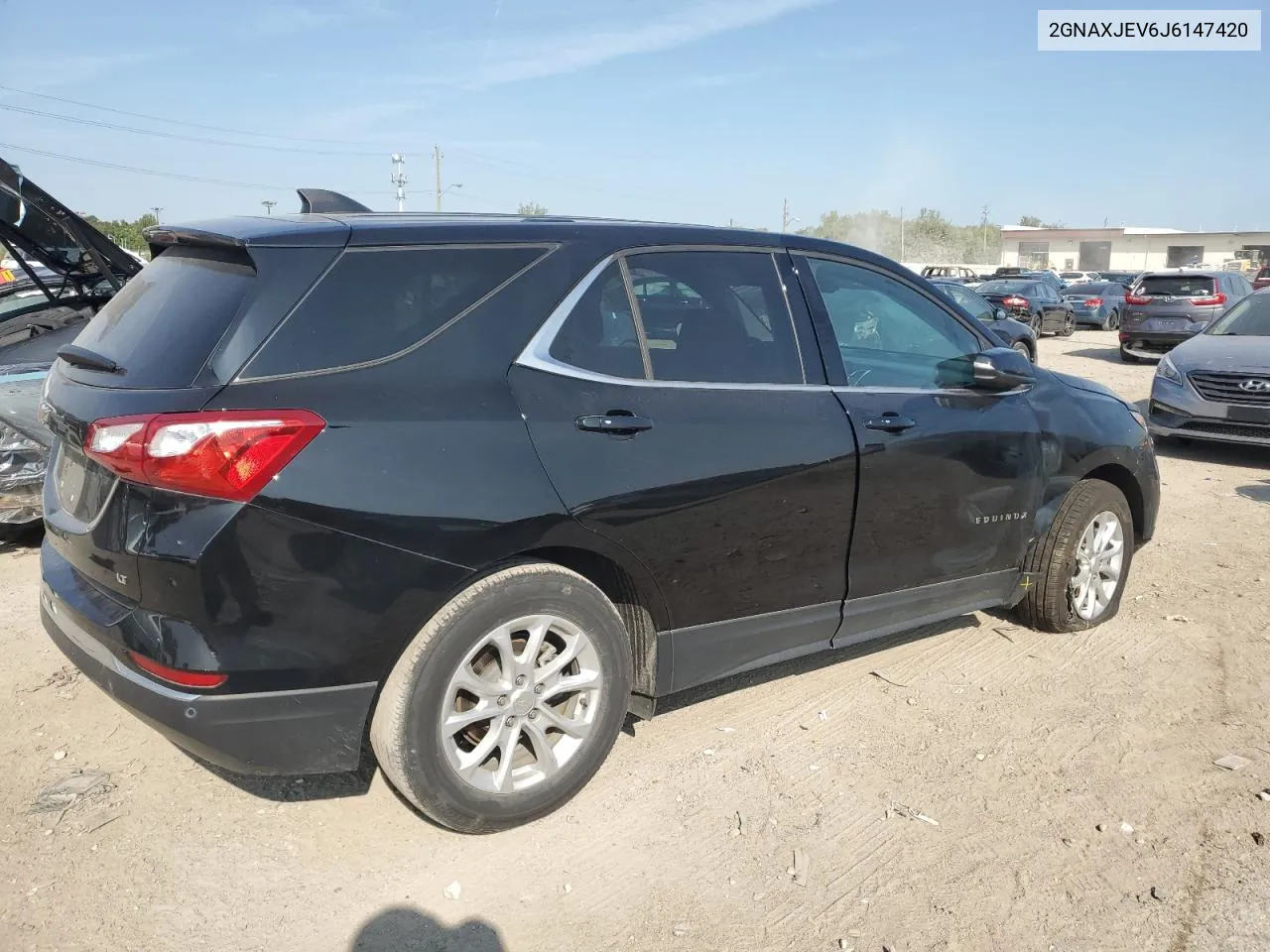 2GNAXJEV6J6147420 2018 Chevrolet Equinox Lt