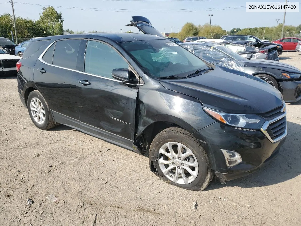 2GNAXJEV6J6147420 2018 Chevrolet Equinox Lt