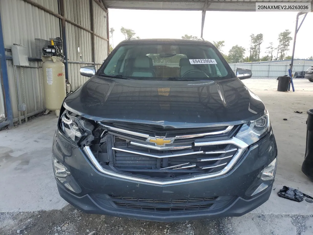 2018 Chevrolet Equinox Premier VIN: 2GNAXMEV2J6263036 Lot: 69423904