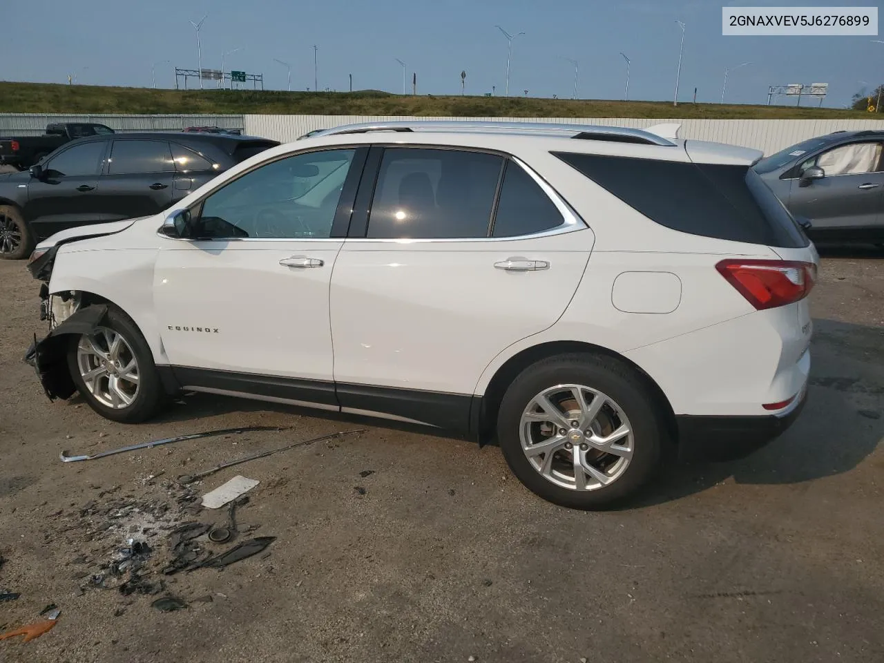 2018 Chevrolet Equinox Premier VIN: 2GNAXVEV5J6276899 Lot: 69785484