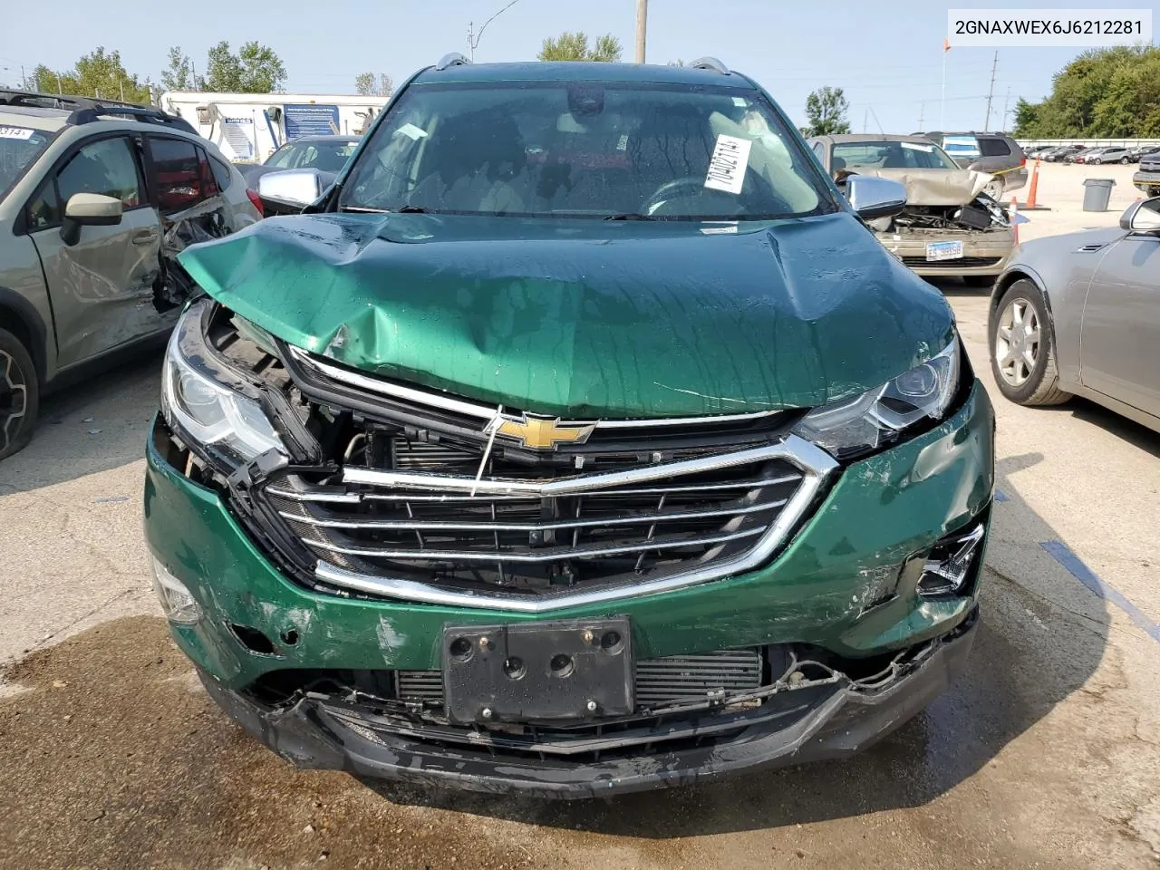 2GNAXWEX6J6212281 2018 Chevrolet Equinox Premier