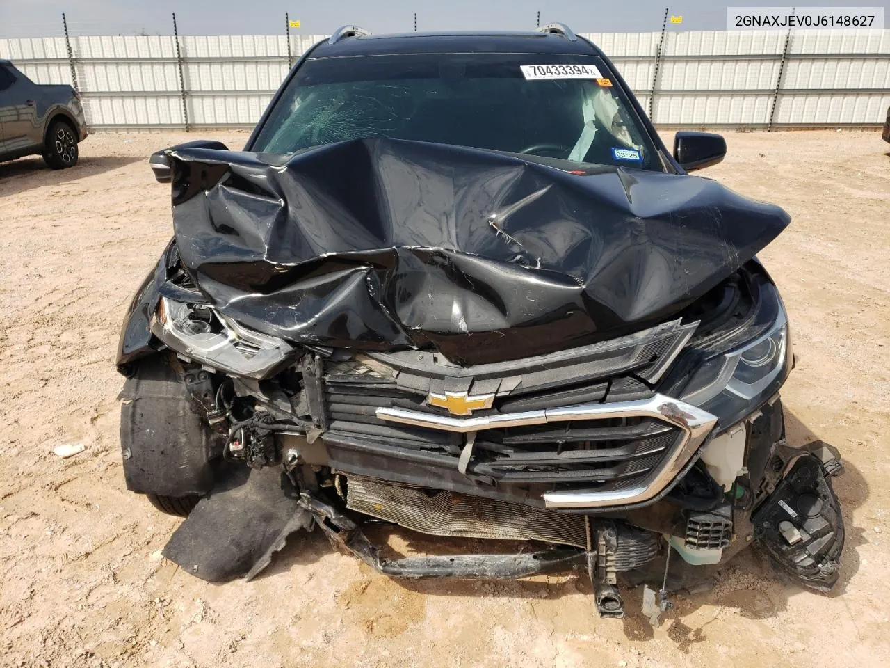 2GNAXJEV0J6148627 2018 Chevrolet Equinox Lt