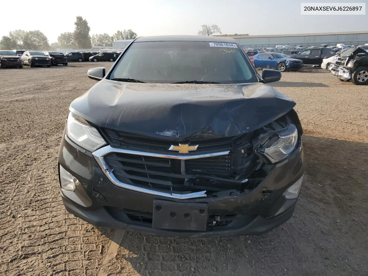 2GNAXSEV6J6226897 2018 Chevrolet Equinox Lt