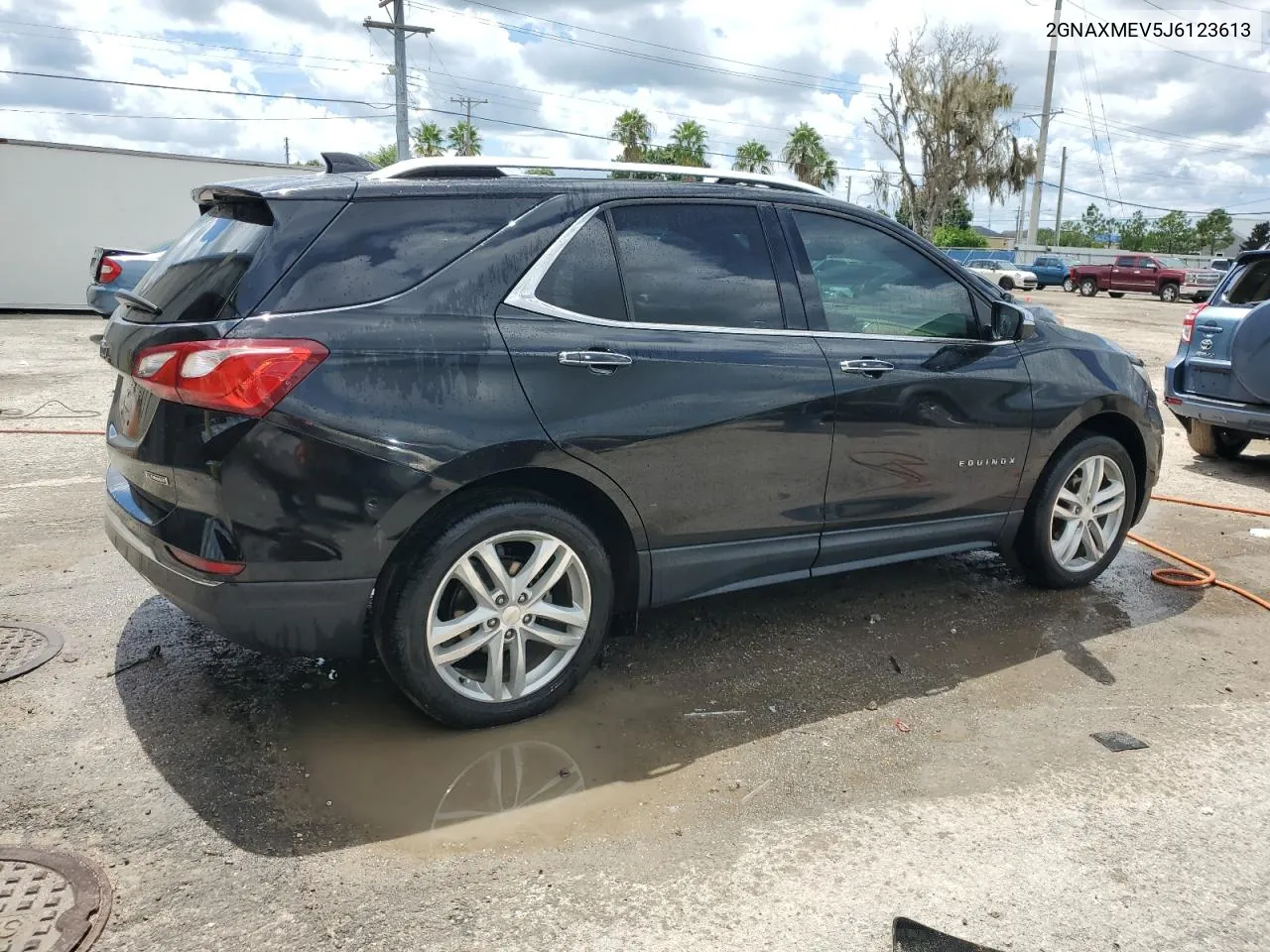 2018 Chevrolet Equinox Premier VIN: 2GNAXMEV5J6123613 Lot: 71043614