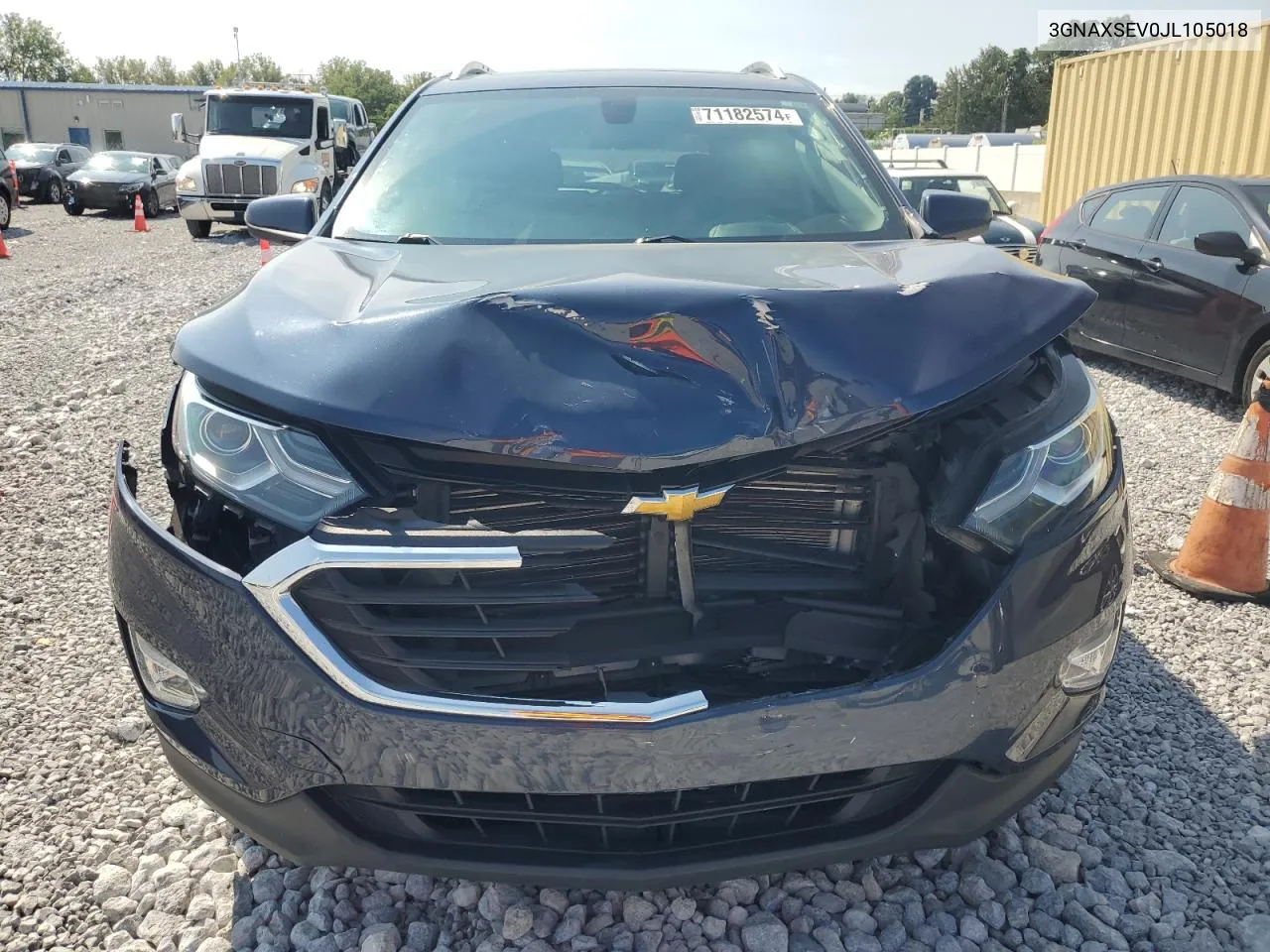 3GNAXSEV0JL105018 2018 Chevrolet Equinox Lt