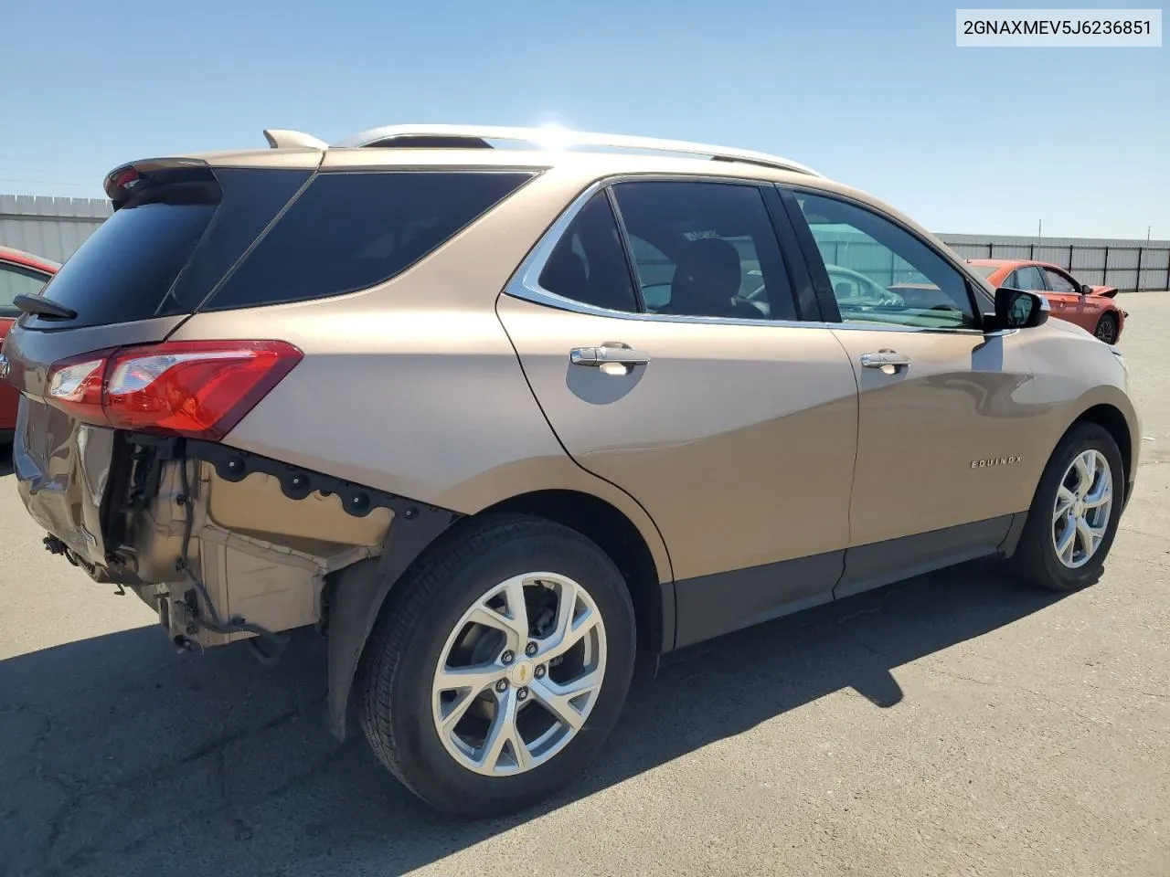 2018 Chevrolet Equinox Premier VIN: 2GNAXMEV5J6236851 Lot: 71235794