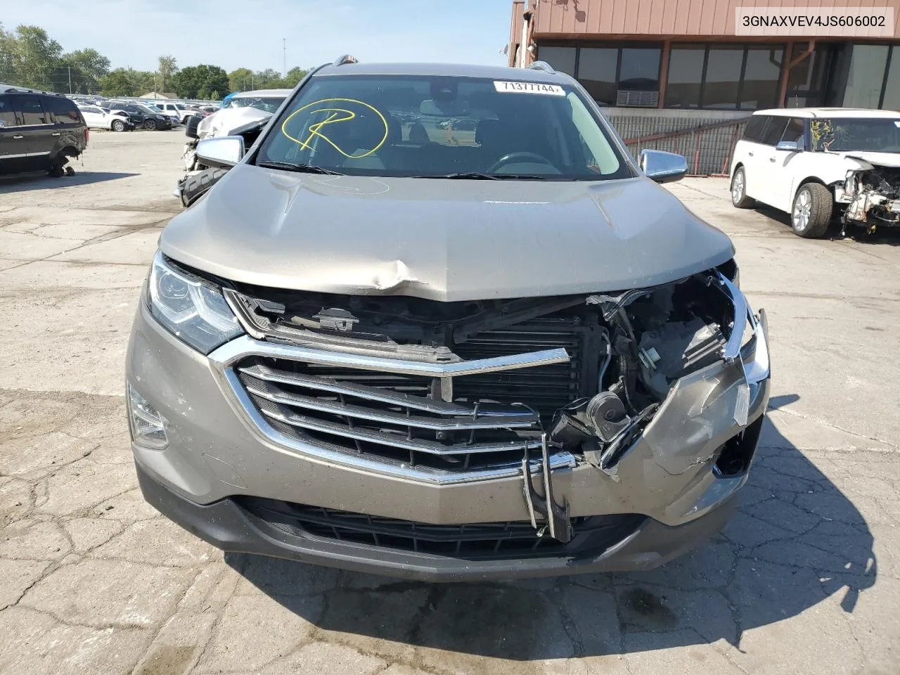 2018 Chevrolet Equinox Premier VIN: 3GNAXVEV4JS606002 Lot: 71377744