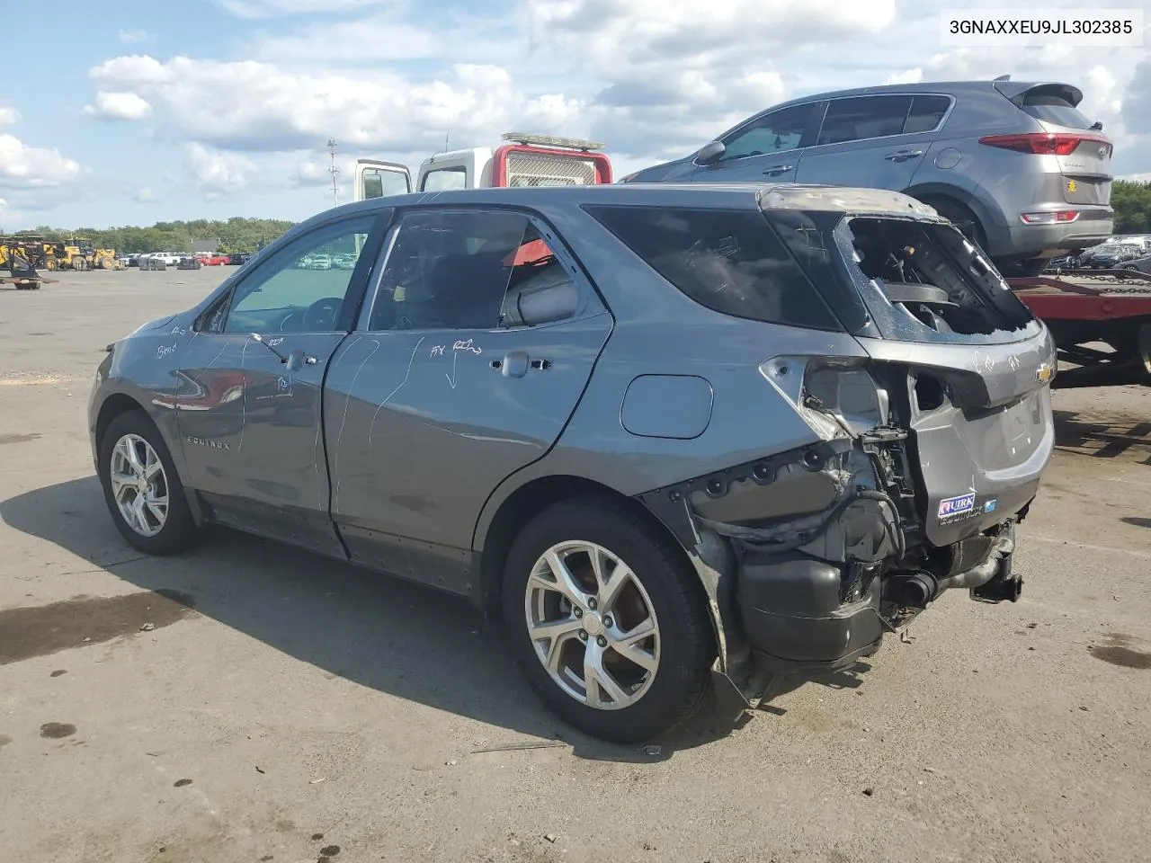 3GNAXXEU9JL302385 2018 Chevrolet Equinox Premier