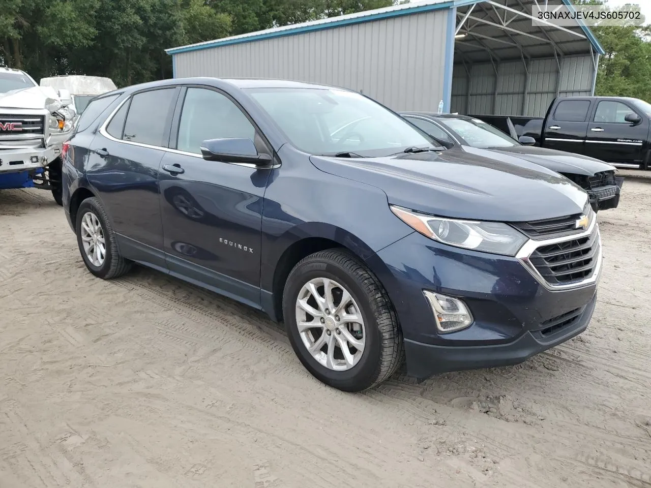 3GNAXJEV4JS605702 2018 Chevrolet Equinox Lt