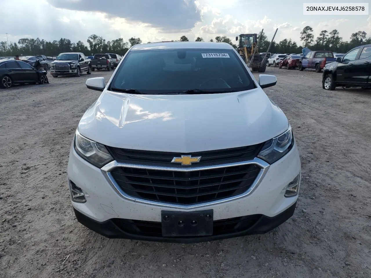 2GNAXJEV4J6258578 2018 Chevrolet Equinox Lt