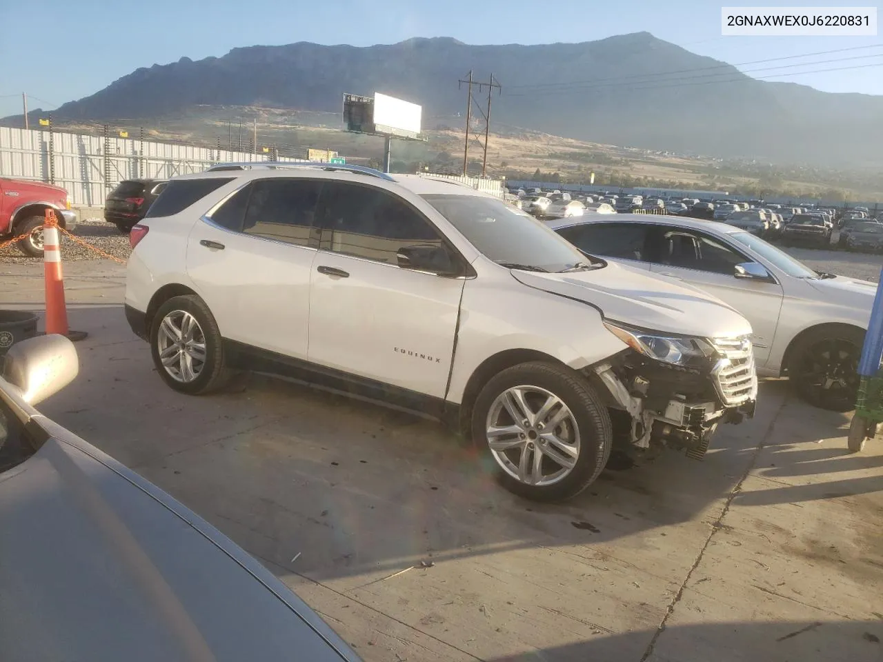 2018 Chevrolet Equinox Premier VIN: 2GNAXWEX0J6220831 Lot: 73763824