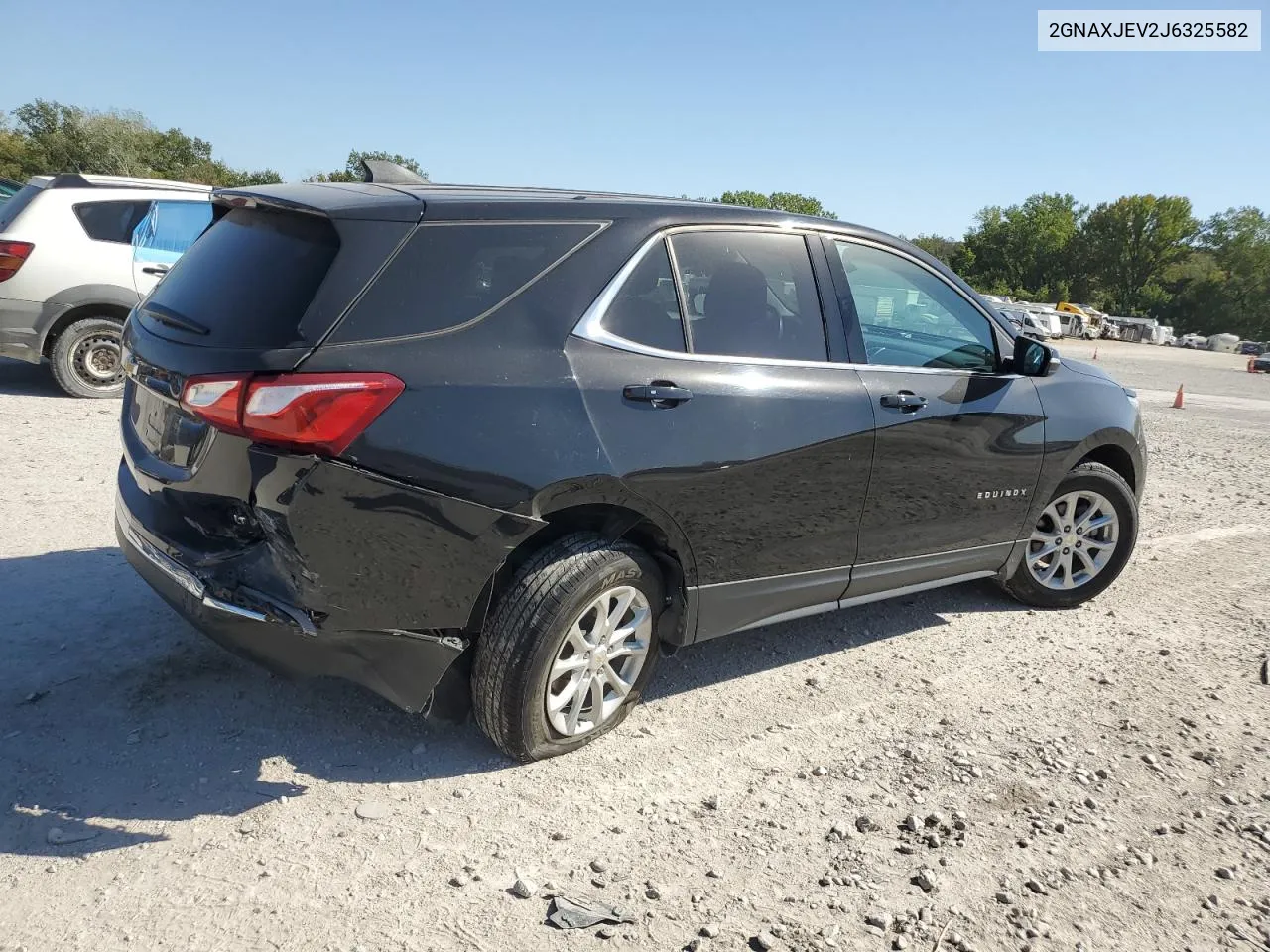 2GNAXJEV2J6325582 2018 Chevrolet Equinox Lt