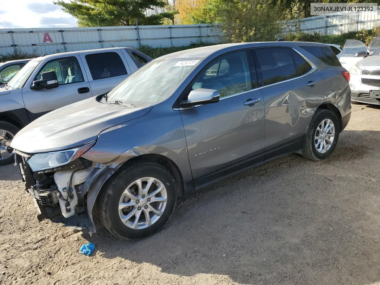 2018 Chevrolet Equinox Lt VIN: 3GNAXJEV1JL123392 Lot: 74232724