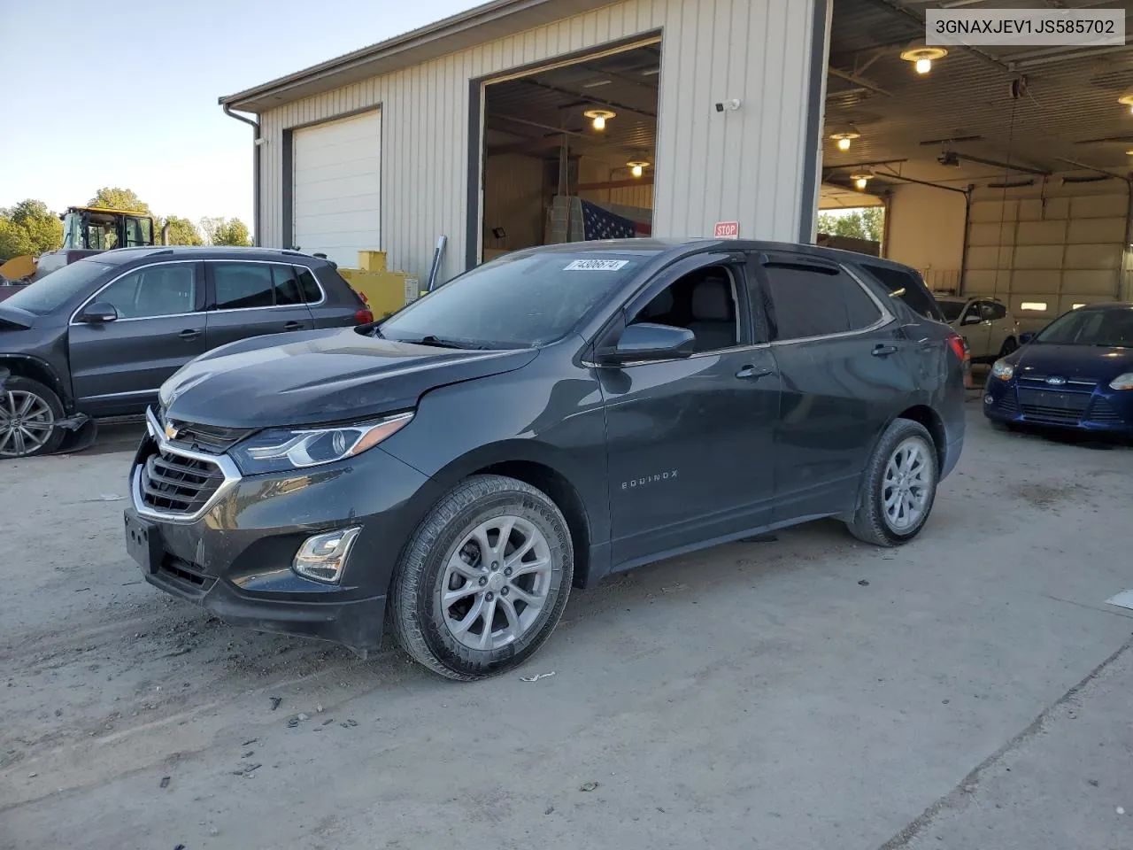 2018 Chevrolet Equinox Lt VIN: 3GNAXJEV1JS585702 Lot: 74306674