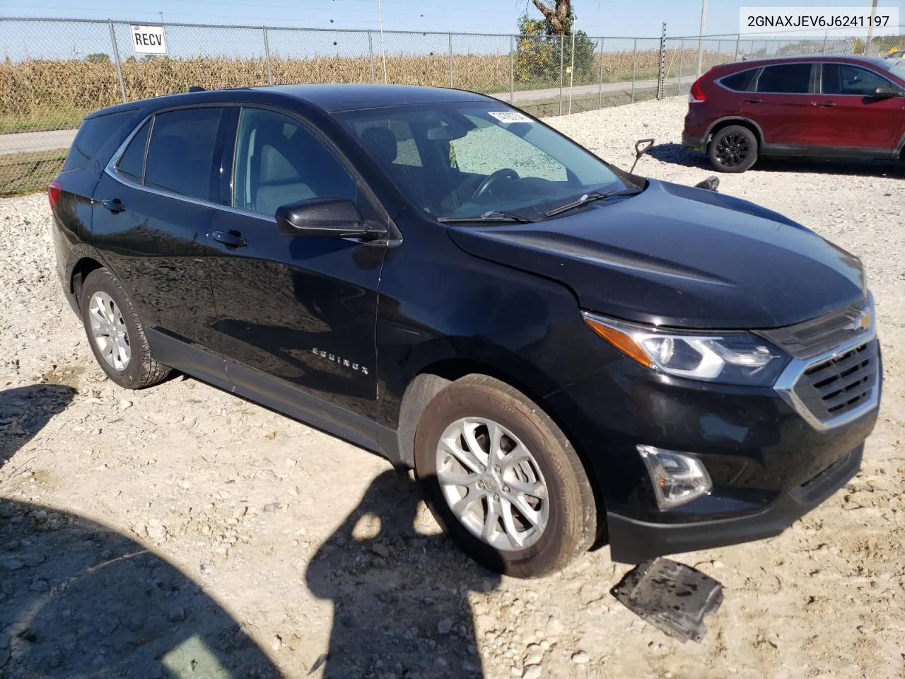 2GNAXJEV6J6241197 2018 Chevrolet Equinox Lt