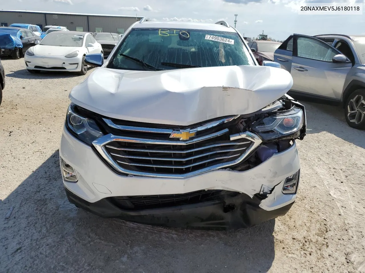 2018 Chevrolet Equinox Premier VIN: 2GNAXMEV5J6180118 Lot: 74903624