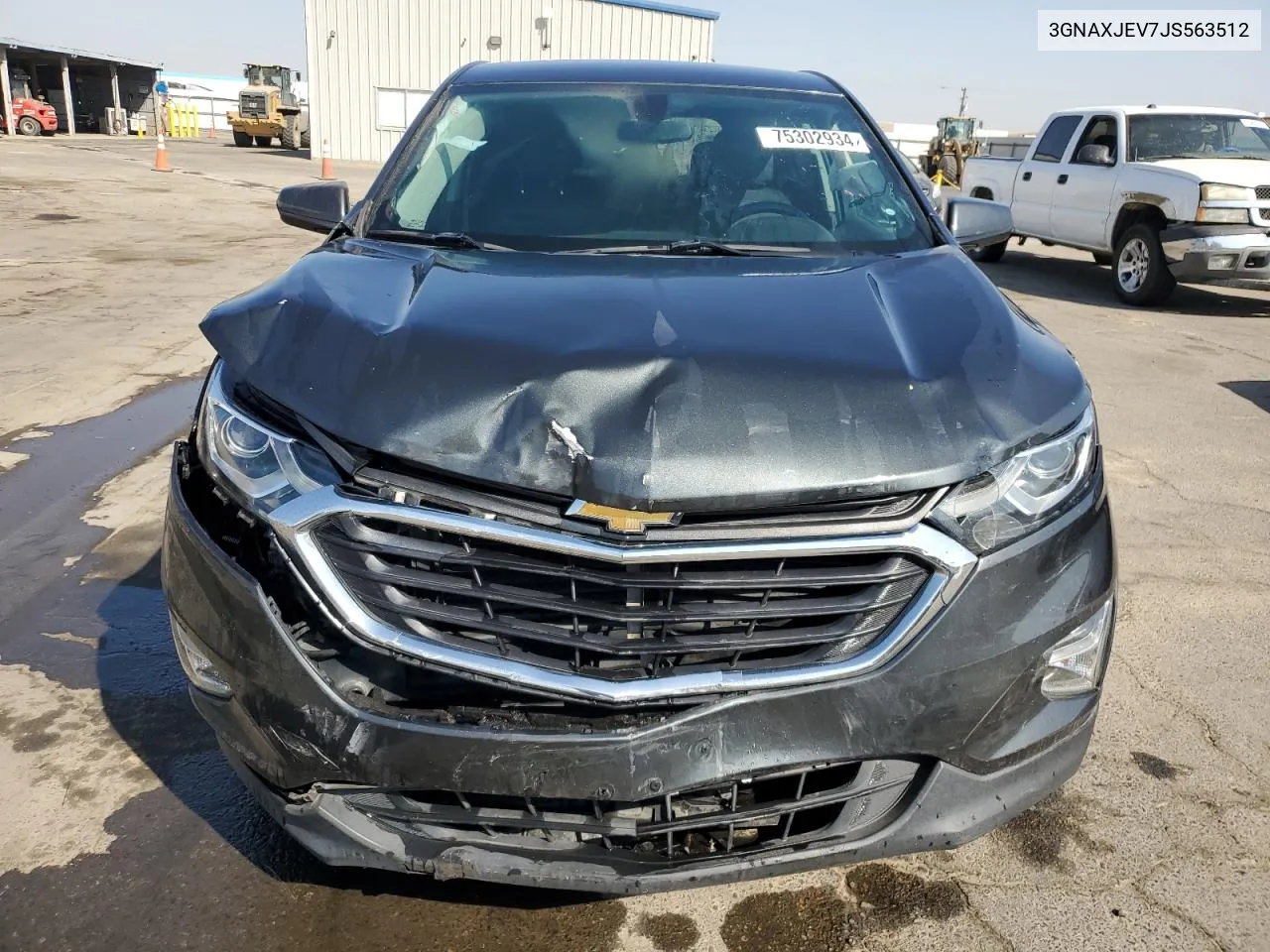 3GNAXJEV7JS563512 2018 Chevrolet Equinox Lt