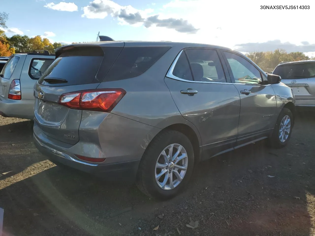 2018 Chevrolet Equinox Lt VIN: 3GNAXSEV5JS614303 Lot: 75556084