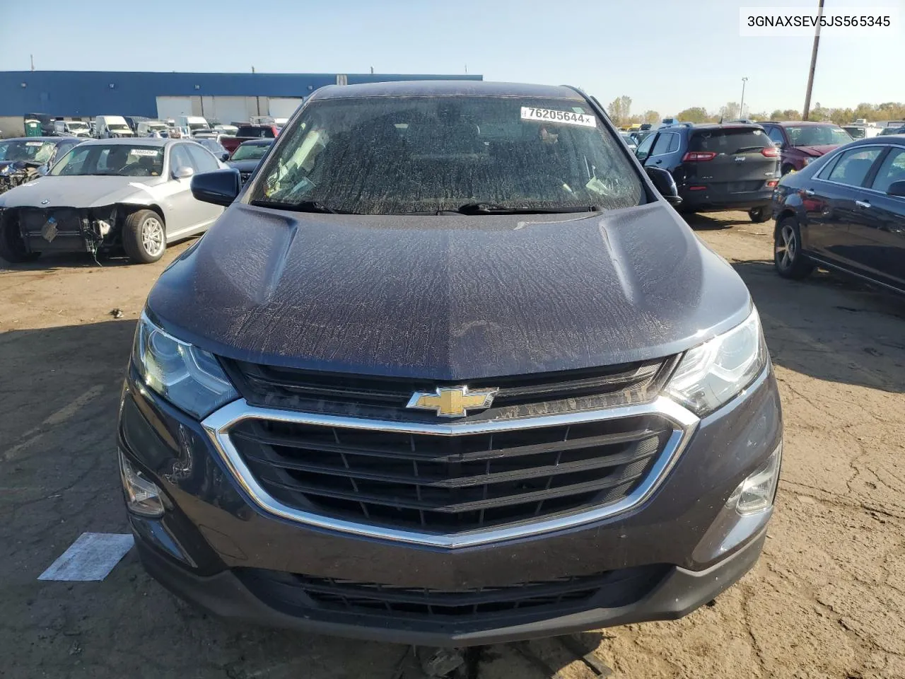 2018 Chevrolet Equinox Lt VIN: 3GNAXSEV5JS565345 Lot: 76205644