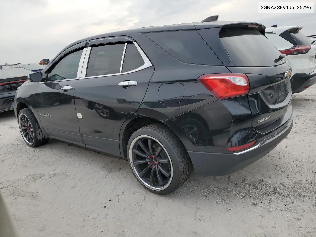 2018 Chevrolet Equinox Lt VIN: 2GNAXSEV1J6125296 Lot: 76381904