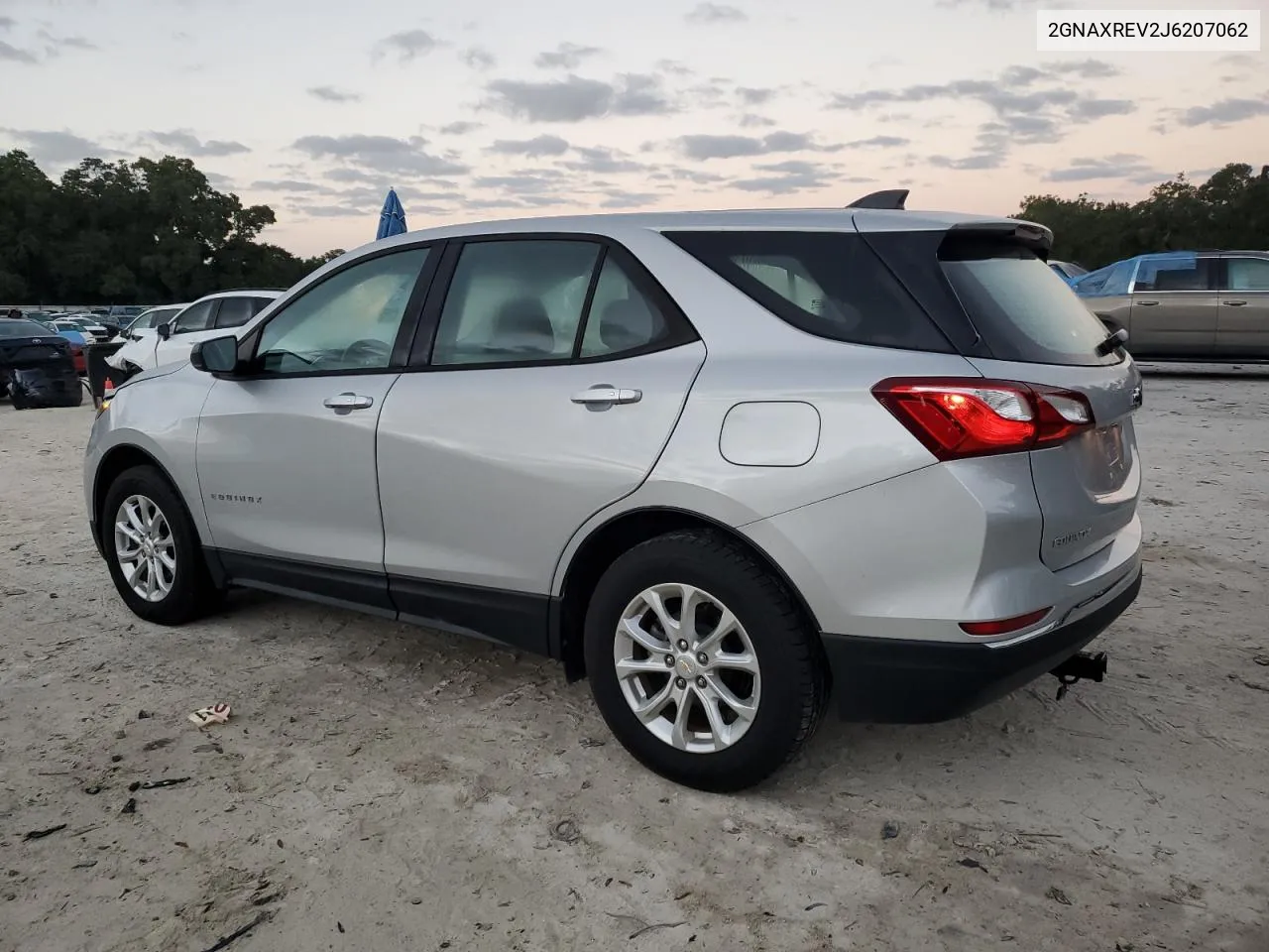 2018 Chevrolet Equinox Ls VIN: 2GNAXREV2J6207062 Lot: 76889894