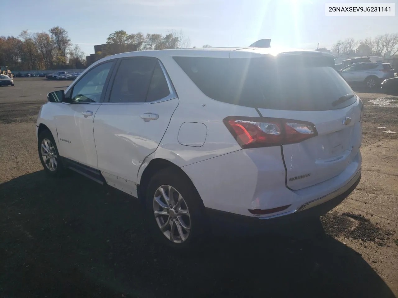 2GNAXSEV9J6231141 2018 Chevrolet Equinox Lt