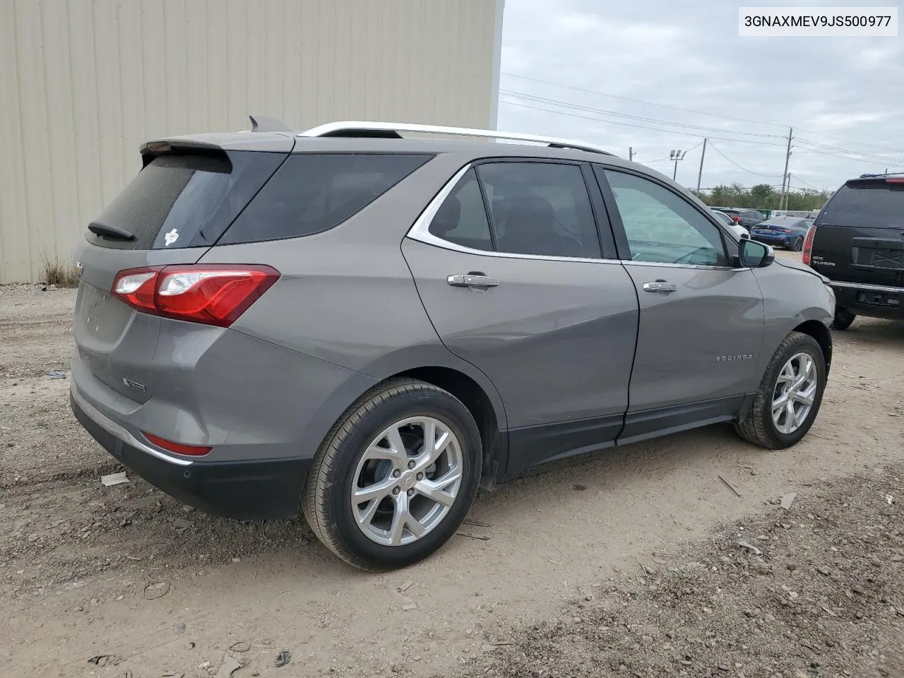 2018 Chevrolet Equinox Premier VIN: 3GNAXMEV9JS500977 Lot: 81062184