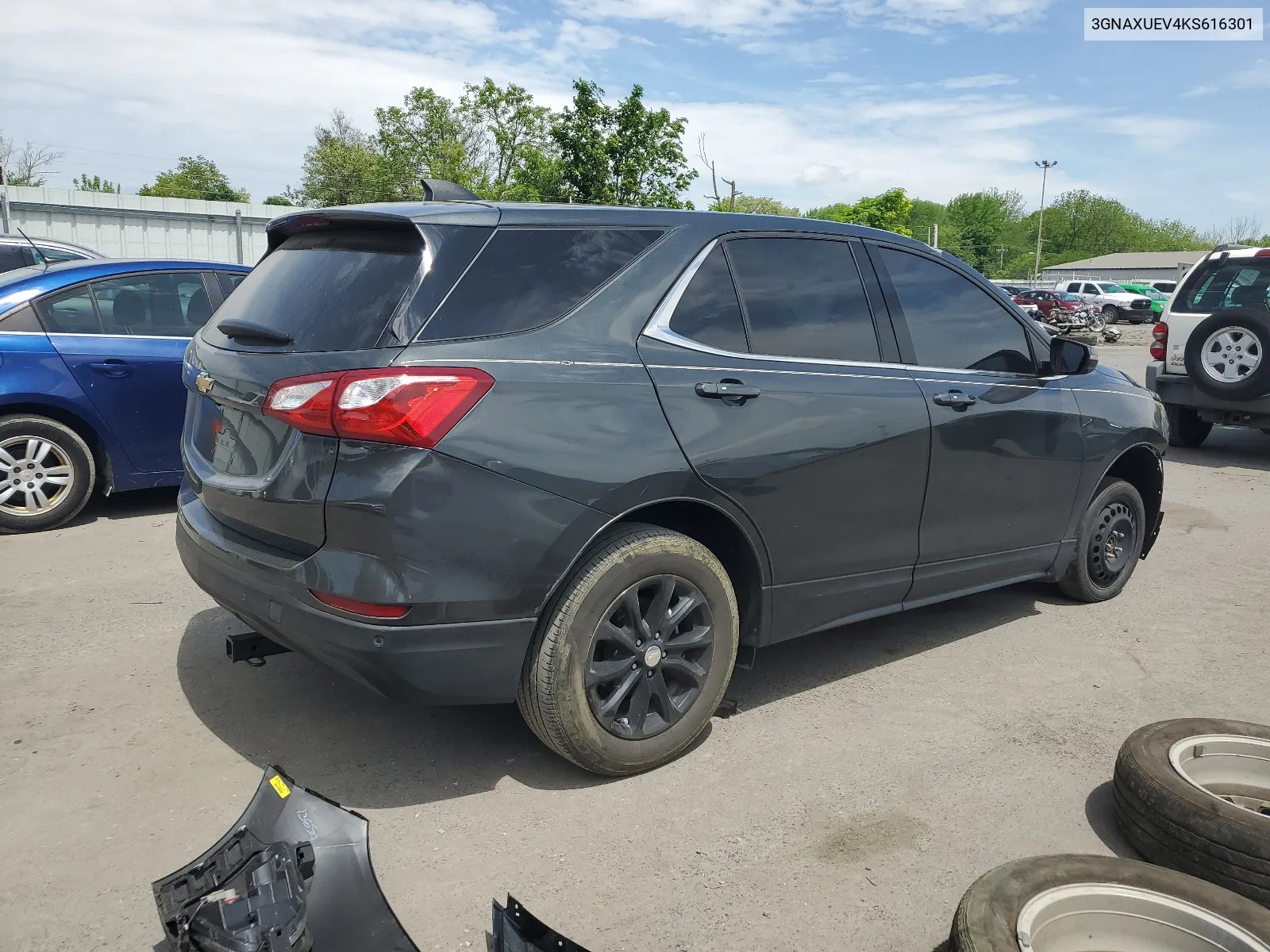 3GNAXUEV4KS616301 2019 Chevrolet Equinox Lt