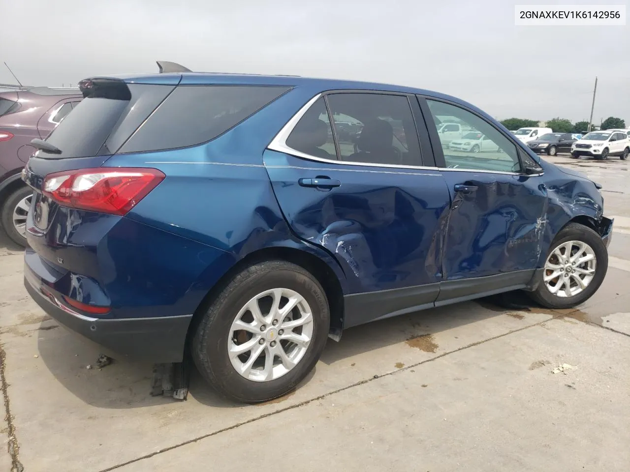 2019 Chevrolet Equinox Lt VIN: 2GNAXKEV1K6142956 Lot: 56952194