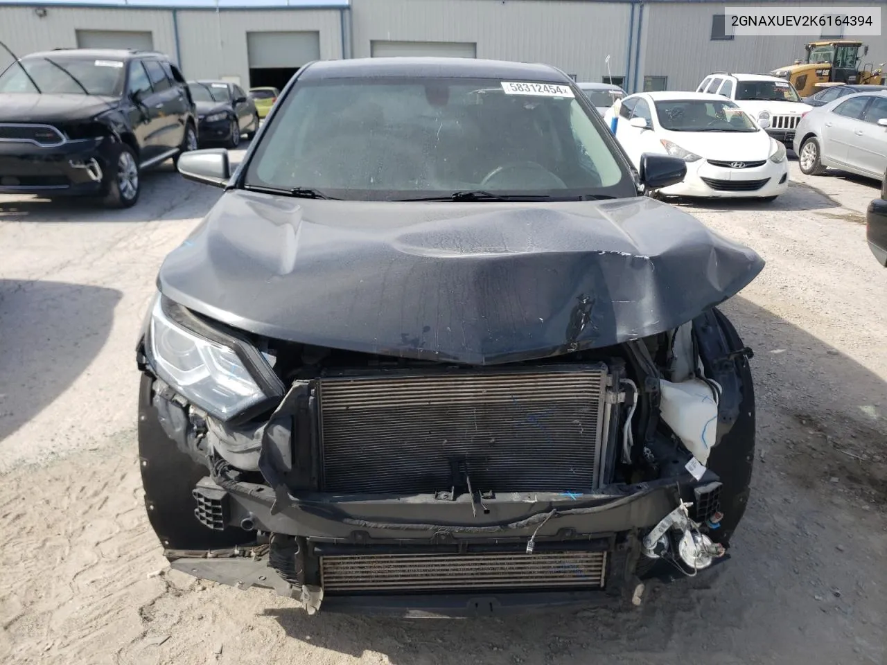 2GNAXUEV2K6164394 2019 Chevrolet Equinox Lt