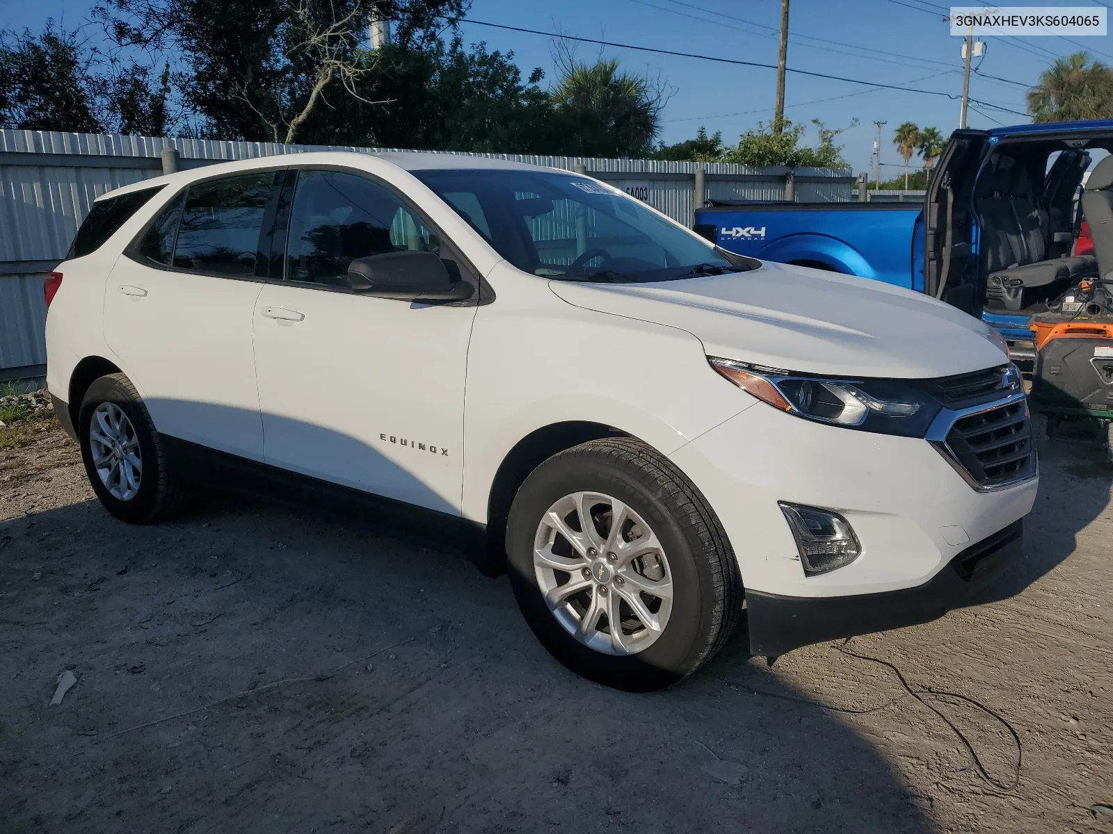 3GNAXHEV3KS604065 2019 Chevrolet Equinox Ls